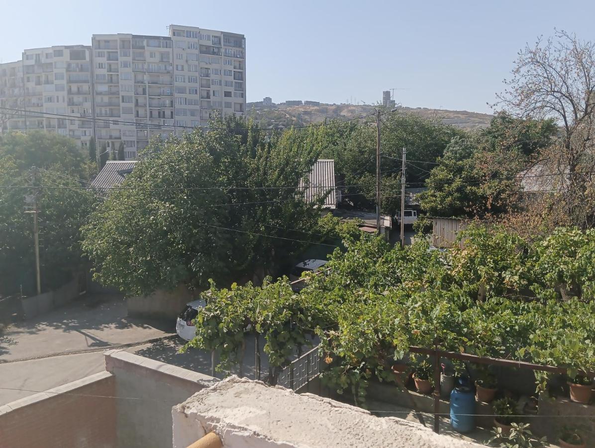 Mary'S Cozy & Lovely Studio On Very Quiet Khosharauli Street Tbilisi Eksteriør bilde
